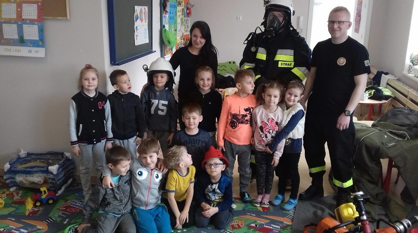 Strażacy z OSP Mieroszyno z wizytą w Samorządowym...