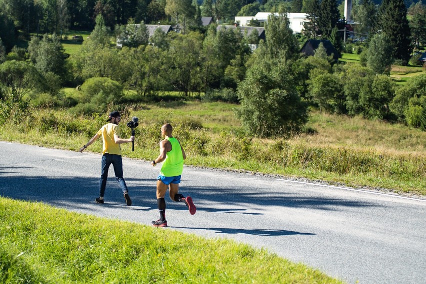 Mariusz Stojanowski pokona duathlon dla Henryka Kupisza z Dusznik-Zdroju