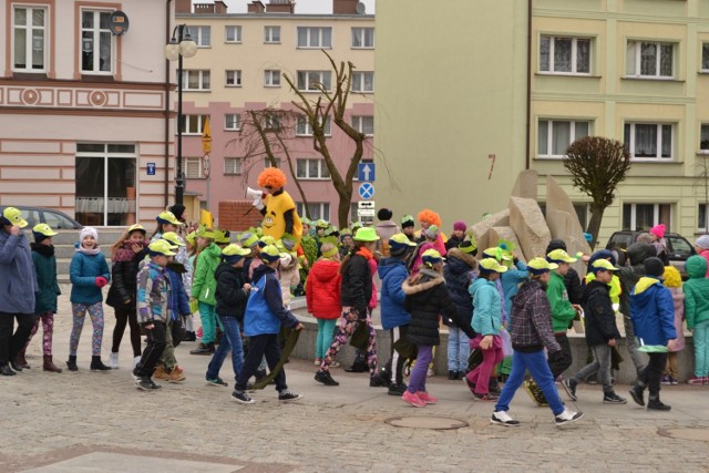 Pierwszy dzień wiosny na człuchowskim rynku, 21.03.2016r