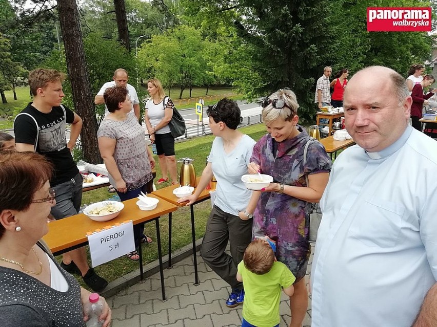 Festyn w parafii pw. św Józefa Robotnika w Wałbrzychu [ZDJĘCIA i FILMY]