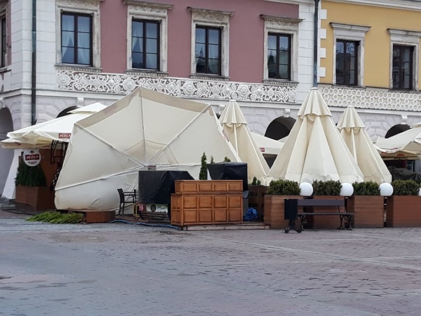 Wichura nad Zamojszczyzną. Połamane drzewa i uszkodzone samochody. W wielu miejscach wciąż nie ma prądu (ZDJĘCIA)