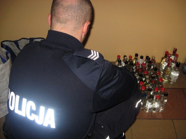 Policja w Kaliszu zlikwidowała melinę w śródmieściu