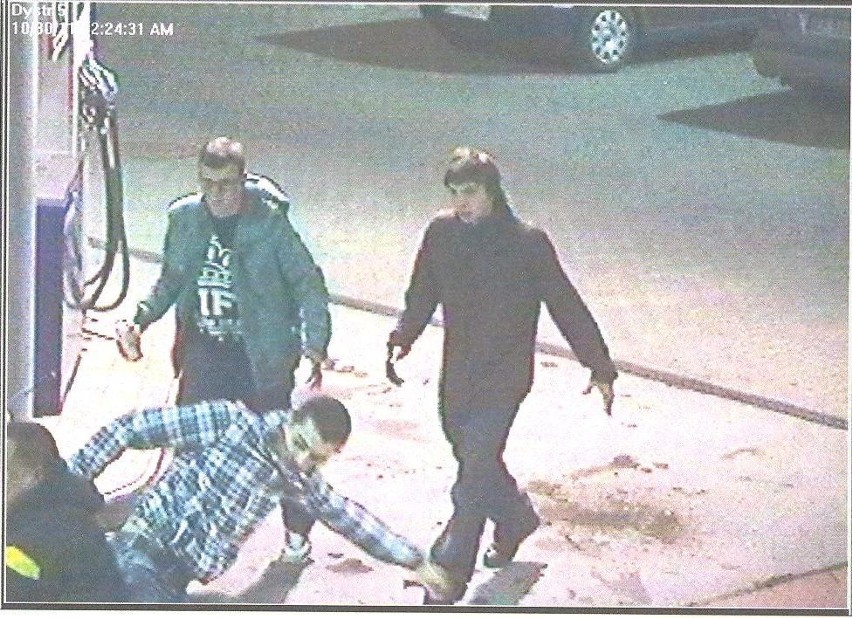 Sprawcy pobili mężczyznę na stacji benzynowej w Piotrkowie