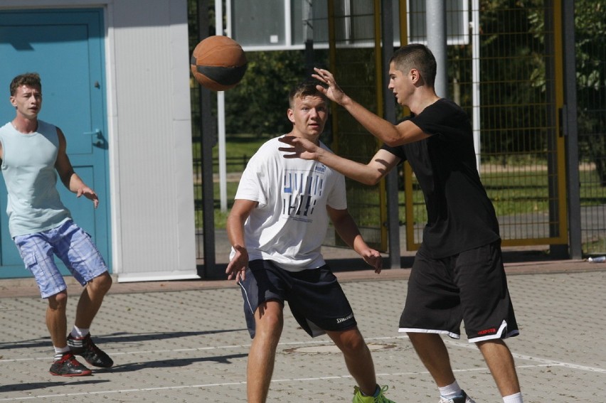Turniej Trójek Koszykarskich w Legnicy (ZDJĘCIA)