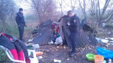 Strażnicy sprawdzają koczowiska bezdomnych. Chodzi o ich bezpieczeństwo zimą