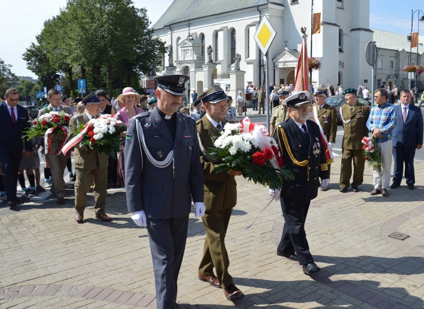 Uroczystości z okazji Święta Wojska Polskiego i 97. rocznicy...