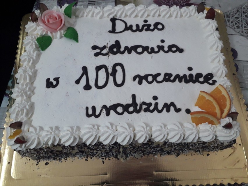 Setne urodziny mieszkanki gminy Uniejów (zdjęcia)