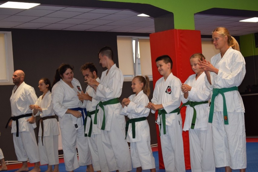 Filigranowa Jolanta Woźniak jest Mistrzynią Świata Karate