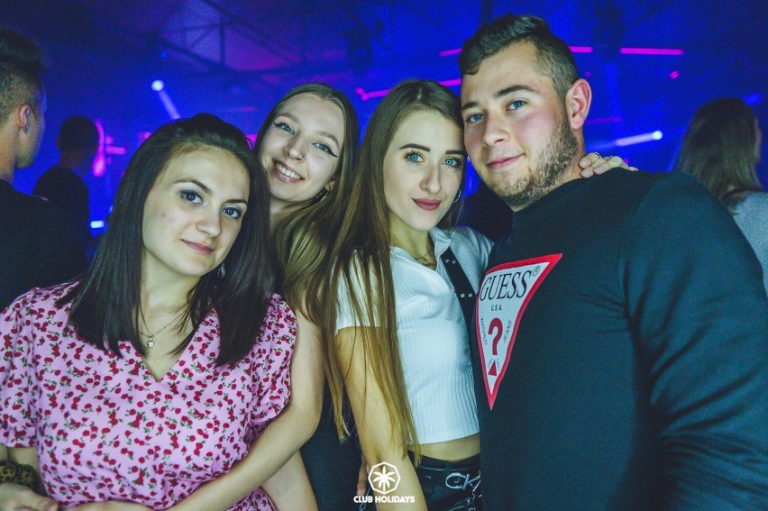 Uczestnicy imprezy w Club Holidays Orchowo bawili się bardzo...