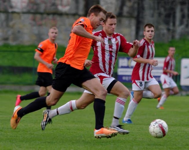 Beskid Andrychów pokonał w III lidze KSZO1929 Ostrowiec Świętokrzyski 1:0.