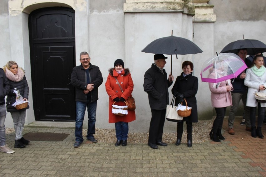 Święcenie potraw w kościele pw. NMP Wniebowziętej w Zbąszyniu o godz. 16.00