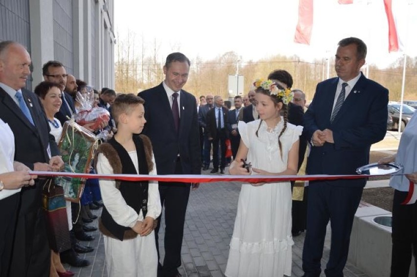 Wielkie otwarcie domu kultury i urzędu gminy w Lubrzy