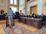 Bliski finał procesu byłej pracownicy sądu w Tomaszowie. ZDJĘCIA, VIDEO
