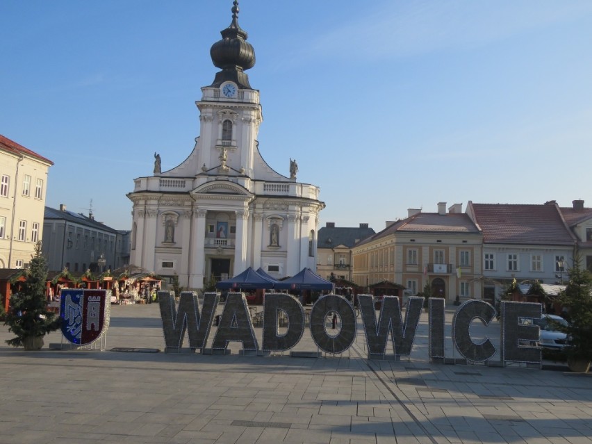 Stoiska ustawiono na pl. Jana Pawła II