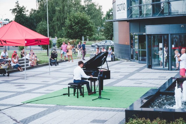 W najbliższą niedzielę odbędzie się ostatni już koncert w ramach Letnich Koncertów Fortepianowych.