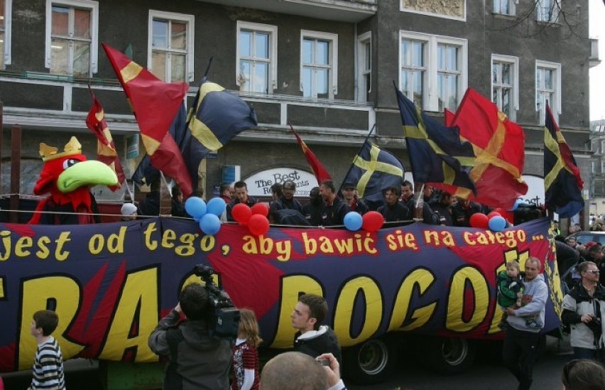 Tak kibice świętowali 60. urodziny Pogoni Szczecin. W 2008...