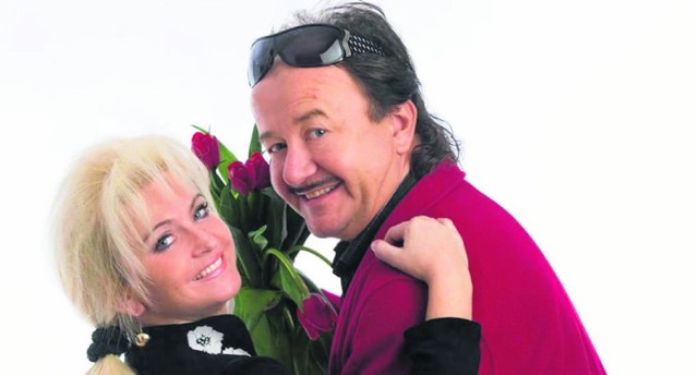 Od pięciu lat Jacek Kierok śpiewa  na scenie wraz z żoną Jolantą