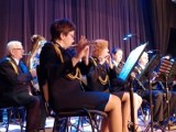 Miejska Orkiestra Dęta w Zduńskiej Woli wystąpiła przed karsznicką publicznością ZDJĘCIA
