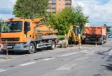 Awaria wodociągu na ulicy Hożej w Kielcach. Były utrudnienia w ruchu