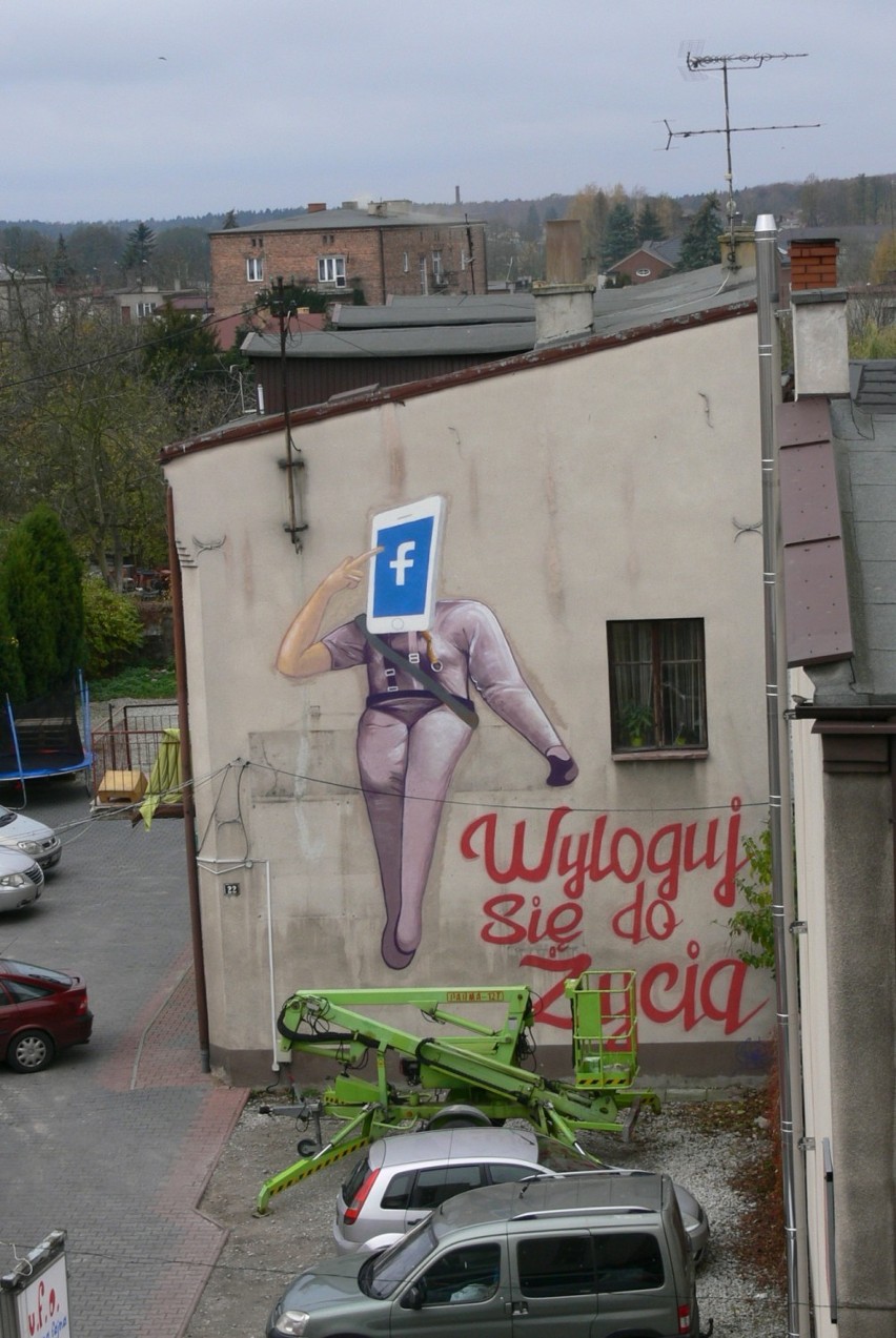 Nowy mural w Wieluniu. Artysta odpowiada na problem społeczny[ZDJĘCIA]