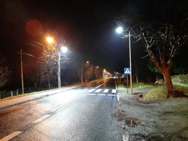 Doświetlone przejścia dla pieszych na drodze krajowej nr 79 w Trzebini