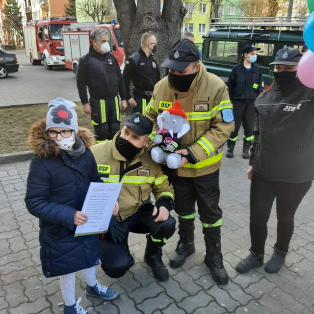 Druhowie przygotowali niespodziankę urodzinową dla Amelki