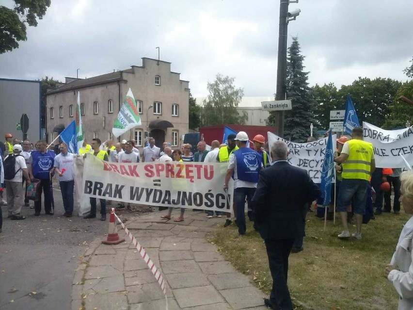 Napięta sytuacja w spółce Port Gdański Eksploatacje. Ponad...