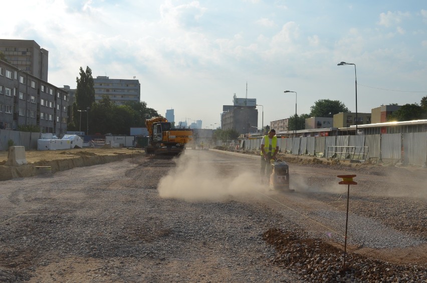 Metro na Woli. Odtwarzana Górczewska i prace na stacjach. Wkrótce testy pociągów. Kiedy otwarcie?