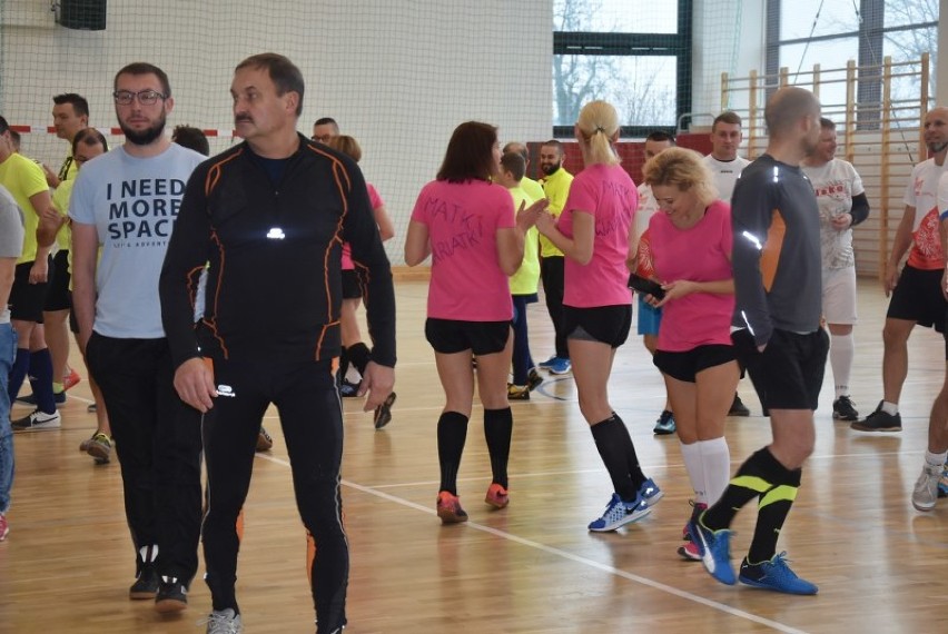 Września: Trwa Turniej Charytatywny Futsal dla Sławka 