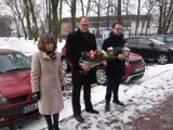 Radomsko: kwiaty pod Macewą z okazji Międzynarodowego Dnia Pamięci Ofiar Holocaustu [ZDJĘCIA]