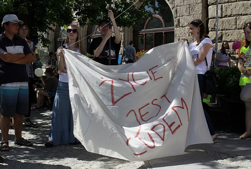 Trzeci Marsz dla Życia i Rodziny w Olsztynie [zdjęcia]