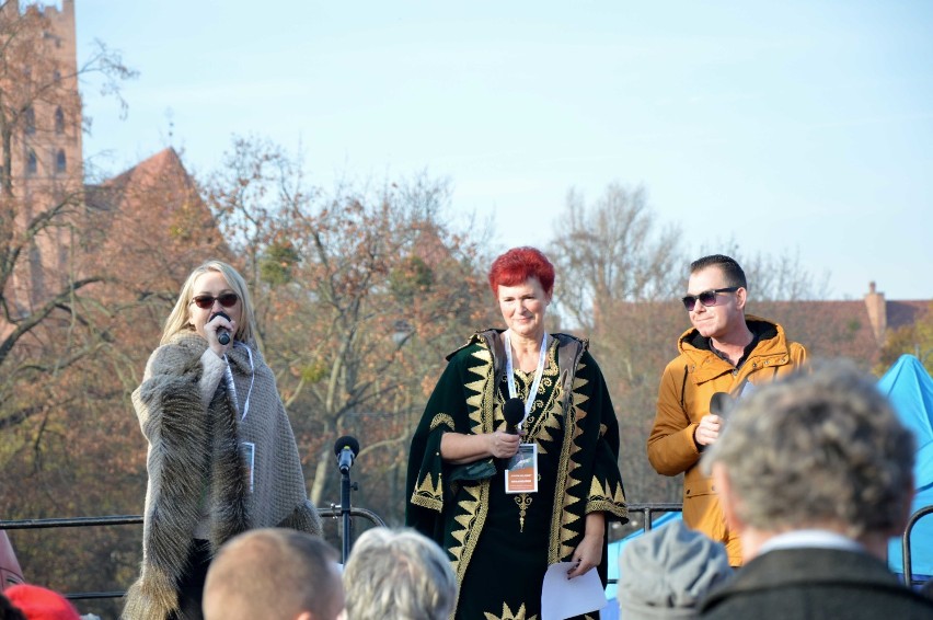 Festyn "Razem dla Hani" w Malborku [ZDJĘCIA]. Mnóstwo ludzi wsparło 6-latkę w jej walce z białaczką