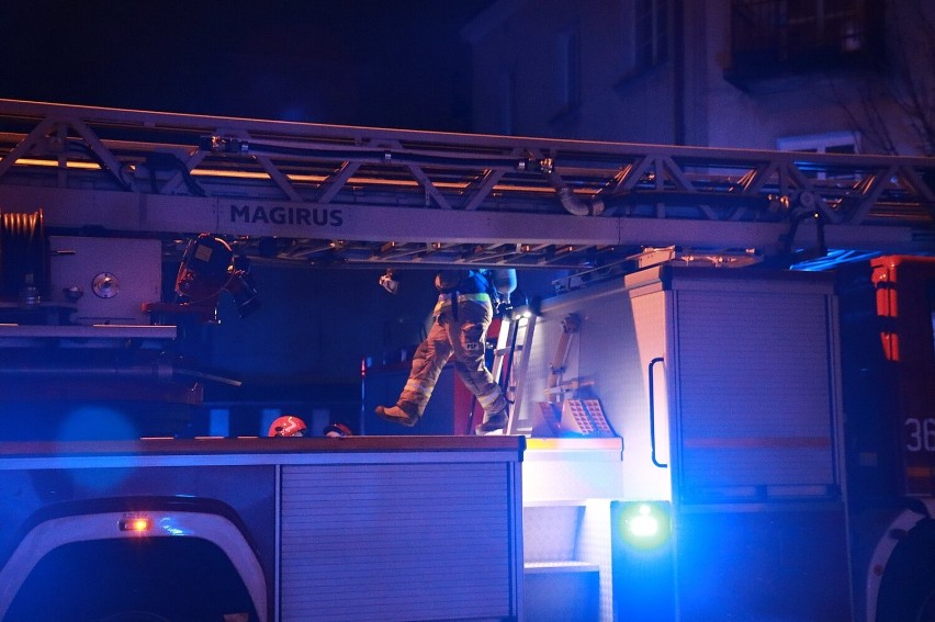 Tak wyglądał nocny pożar w budynku przy ulicy Bojańczyka we...