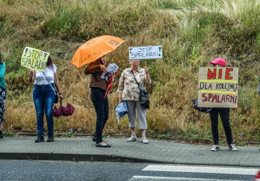 Na Kapuściskach w Bydgoszczy ruszyły protesty przeciwko...