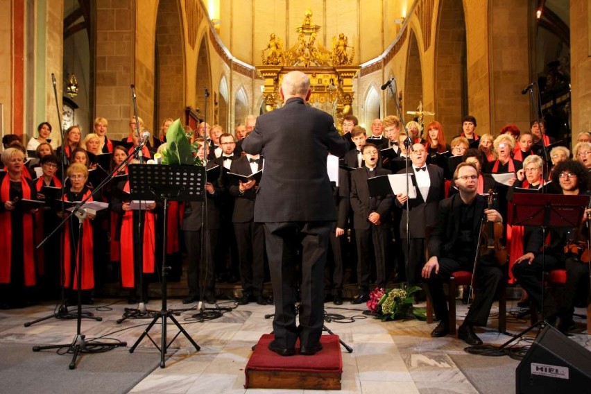 Chór Prymasowski w Gnieźnie śpiewa już 100 lat!