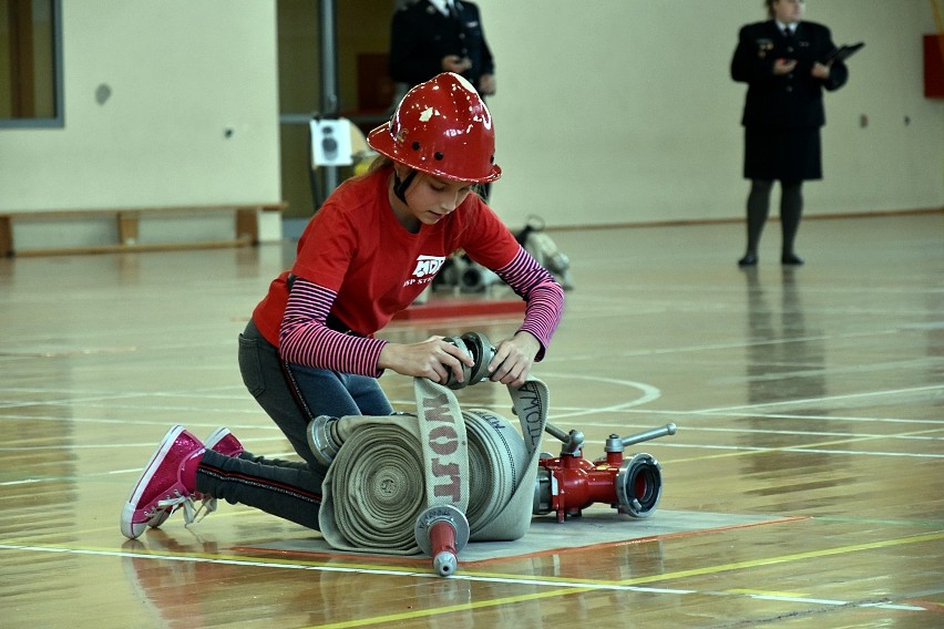 Powiatowe Halowe Młodzieżowe Zawody Sportowo Pożarnicze Biecz 2019