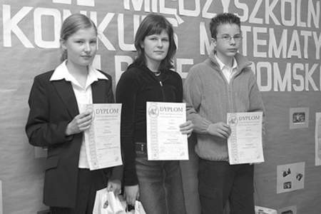 Konkurs wygrała Sylwia Michalik. Drugie miejsce zdobyła Katarzyna Kapłon z Gimnazjum nr 16 w Sosnowcu, a trzecie Patryk Bianka z Gimnazjum nr 1 także w Sosnowcu.