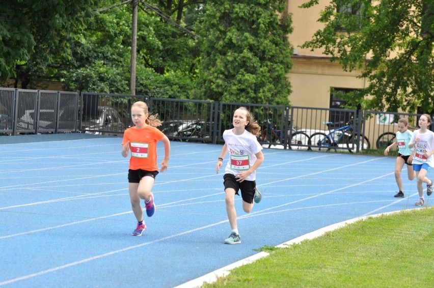 Pabianice. Jest wykonawca, który przebuduje arenę lekkoatletyczną na terenie MOSiR-u