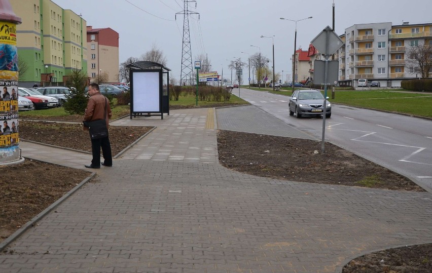 Powstała zatoczka autobusowa przy ul. Kotarbińskiego i przejście dla pieszych przy ul. Konopnickiej