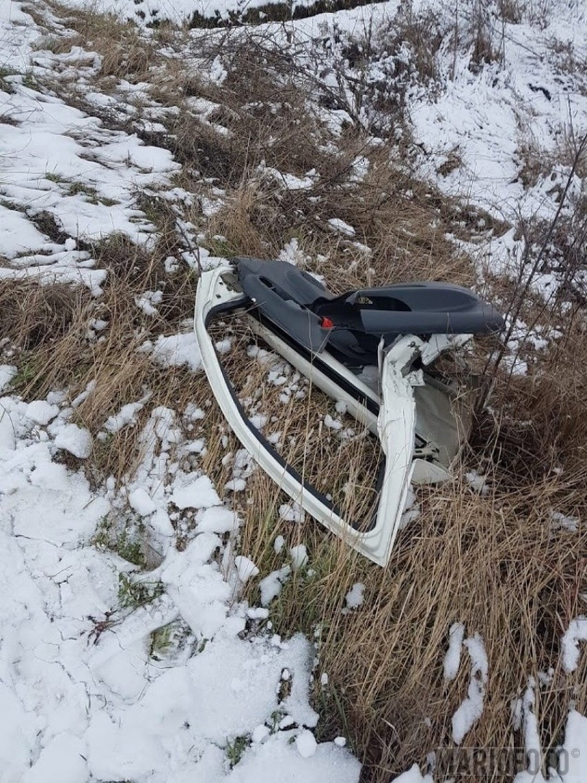 Wypadek w Brzegu. Fiat zderzył się z citroenem [zdjęcia]