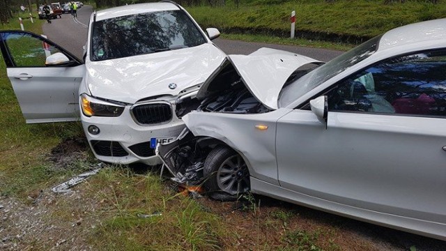 Wypadek Przed Helem 04.07.2017. Zderzyły Się Trzy Bmw. Dw 216 Była Zablokowana | Zdjęcia, Wideo | Puck Nasze Miasto