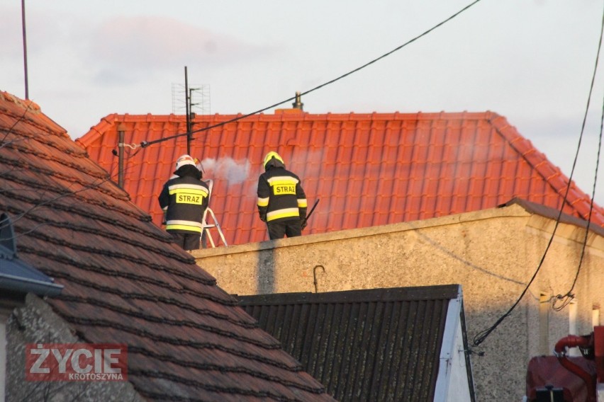 Pożar w jednym z budynków w Zdunach [ZDJĘCIA]          