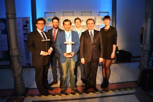 Zwycięzcy polskiej edycji konkursu Galileo Masters podczas gali wręczania nagród w Berlinie