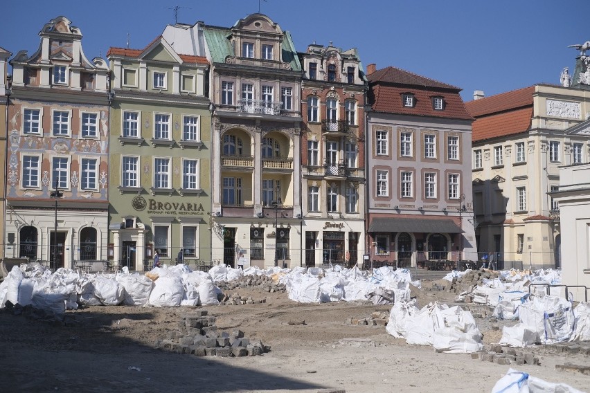 Przebudowa Starego Rynku w Poznaniu rozpoczęła się pod...