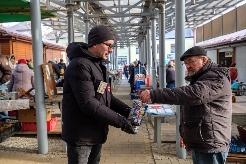 Wolontariuszy WOŚP od rana nie opuszcza dobry humor