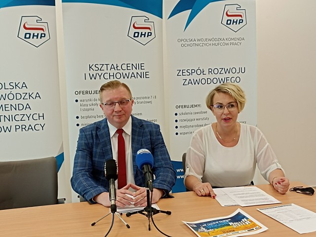 Młodzieżowe Centrum Karier zlokalizowane są we wszystkich miastach powiatowych na terenie Opolszczyzny. Uchodźcy mogą się już do nich zgłaszać i liczyć na wsparcie w zakresie pośrednictwa pracy i doradztwa zawodowego.