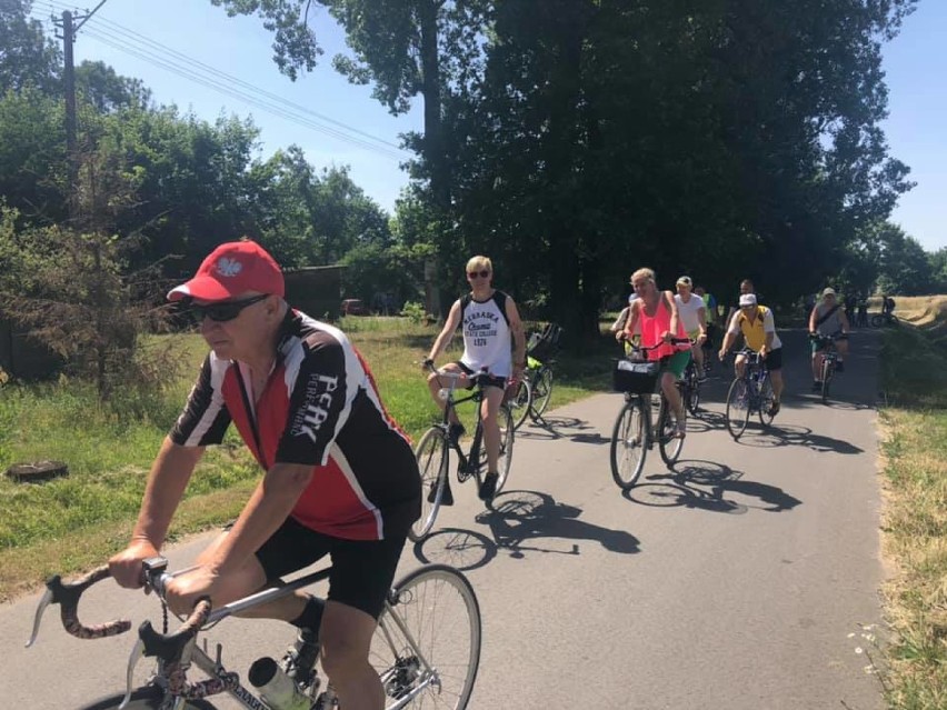 Niedzielno-piknikowy przejazd rowerowy po drogach powiatów zduńskowolskiego i łaskiego