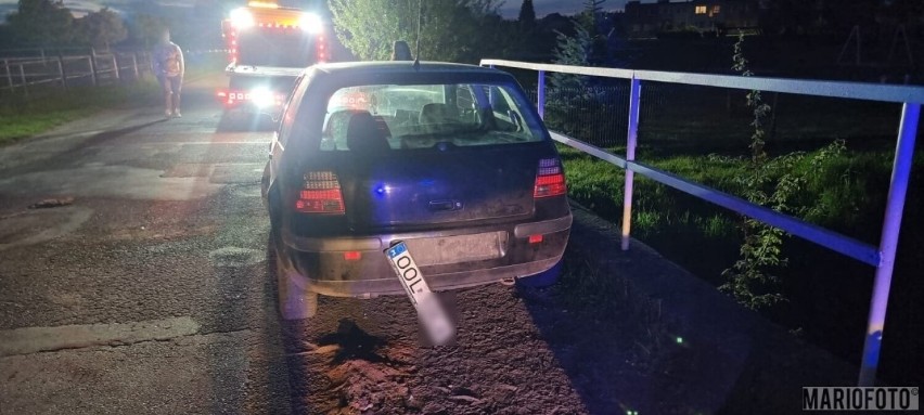 Nietrzeźwy kierowca bez prawa jazdy wjechał w mostek w Murowie. Grozą mu dwa lata więzienia