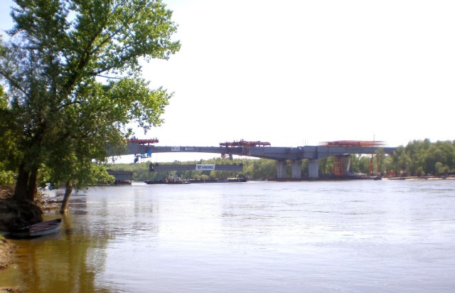 Most Północny zdjęcie z 10 maja 2011