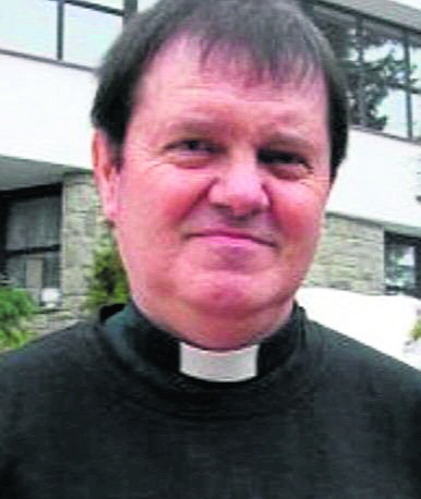 KS. JAN BYRT
Pastor ewangelicki, pełen pomysłów (nawet  niekonwencjonalnych) na głoszenie Ewangelii i integrację nie tylko lokalnej społeczności. Aby zagłosować wyślij SMS o treści DZCBIE.1 na numer 72355 (2.46 zł z VAT)